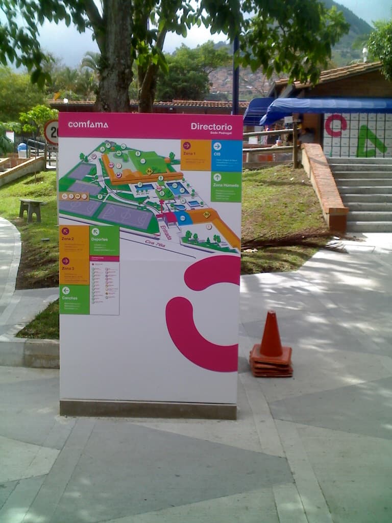 Comfama: Wayfinding for the Recreational Network